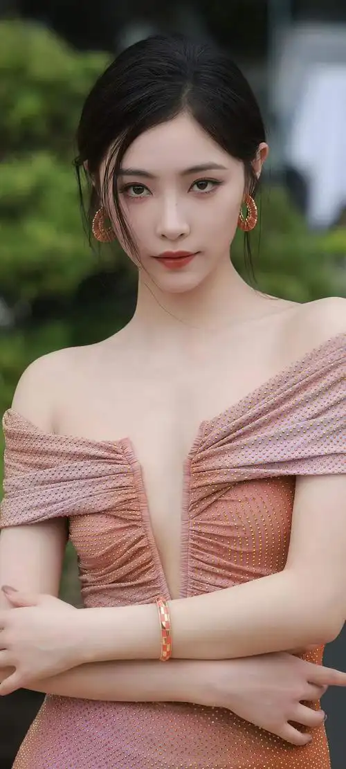 色虎看片热门影片库经典影片封面